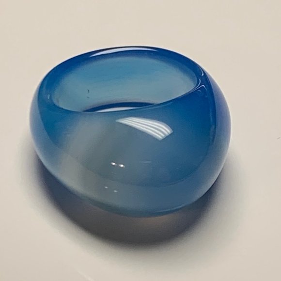 Blue Banded Agate Carved Dome Ring SZ 6 - Picture 3 of 7